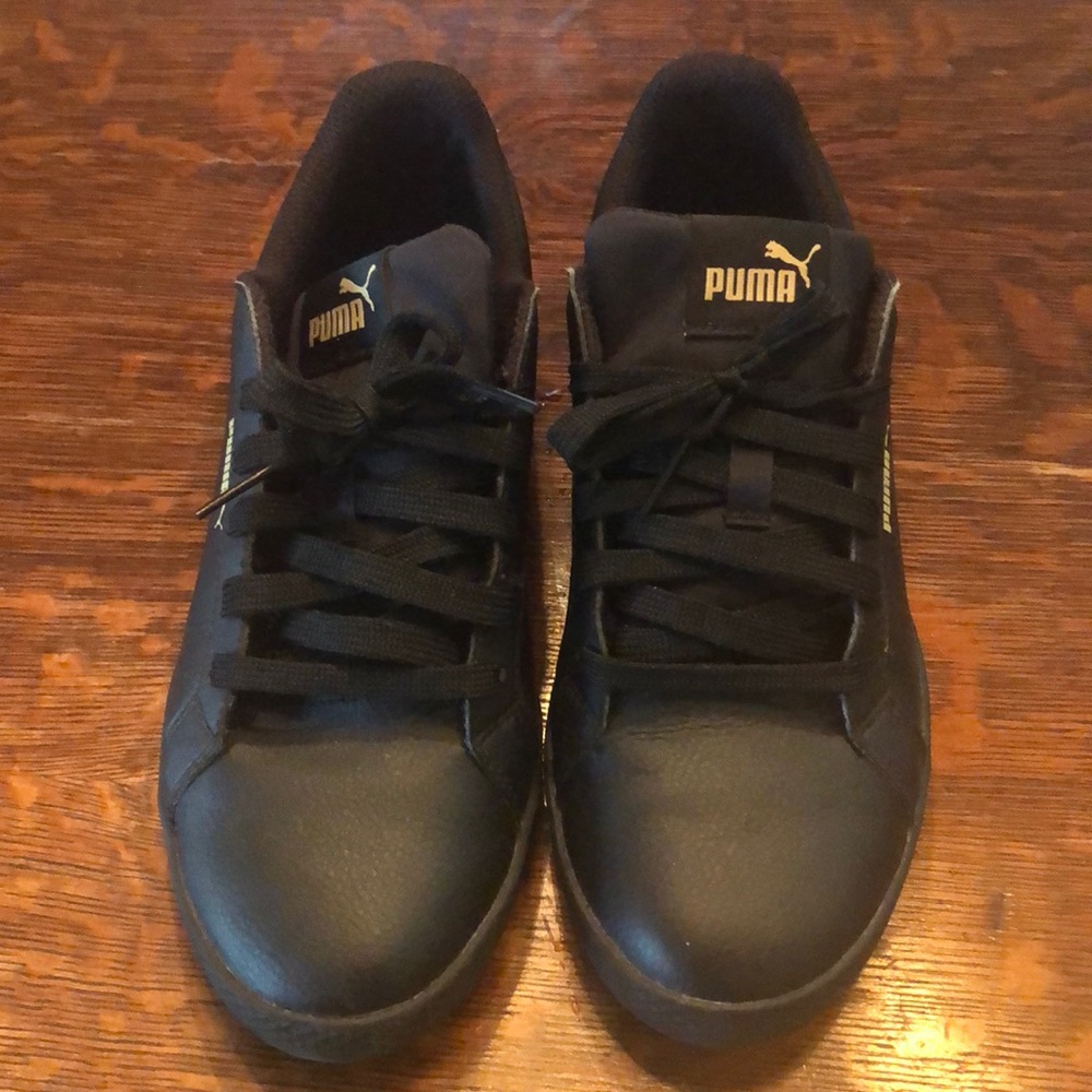 Puma Sneakers